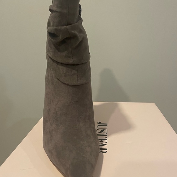 Dark grey booties - Picture 6 of 11